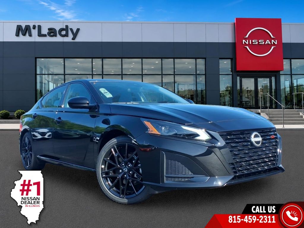 Super Black 2026 Nissan Altima Sedan Front-Wheel Drive Continuously Variable Transmission