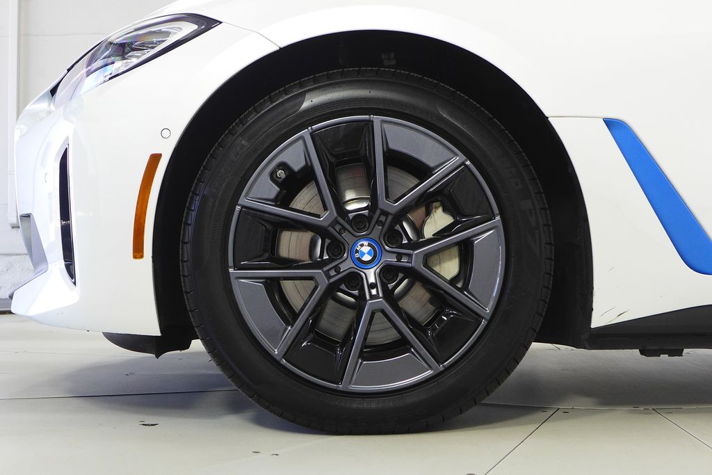 Thumbnail: 2024 BMW i4 - 5