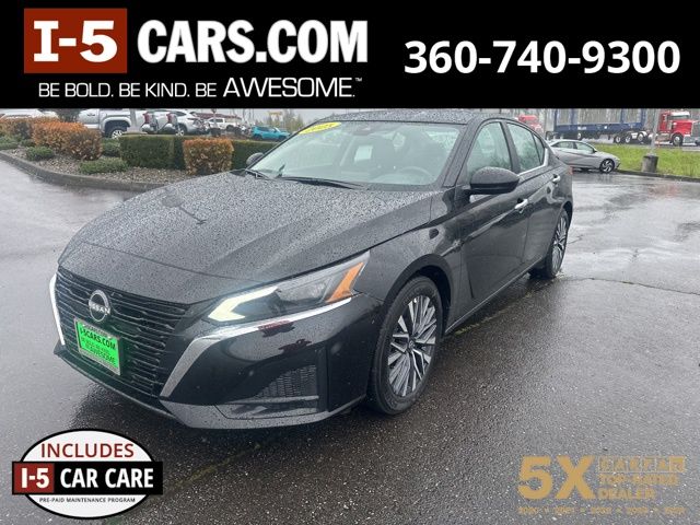 Super Black Clearcoat 2025 Nissan Altima Sedan Front-Wheel Drive Continuously Variable Transmission