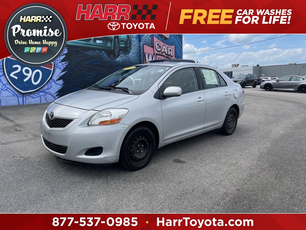 2010 Toyota Yaris Sedan AT's photo