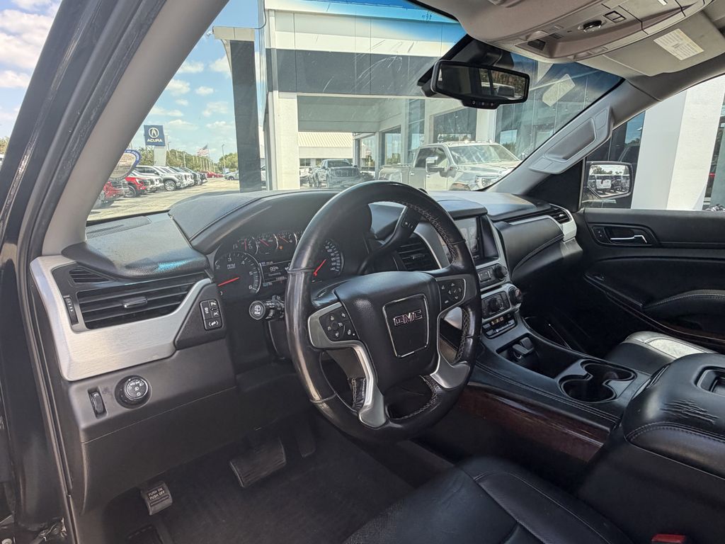 used 2019 GMC Yukon XL car, priced at $17,993
