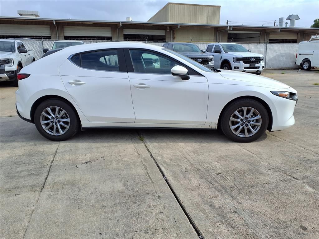 2025 Mazda Mazda3 2.5 S White at Parkway Family Mazda