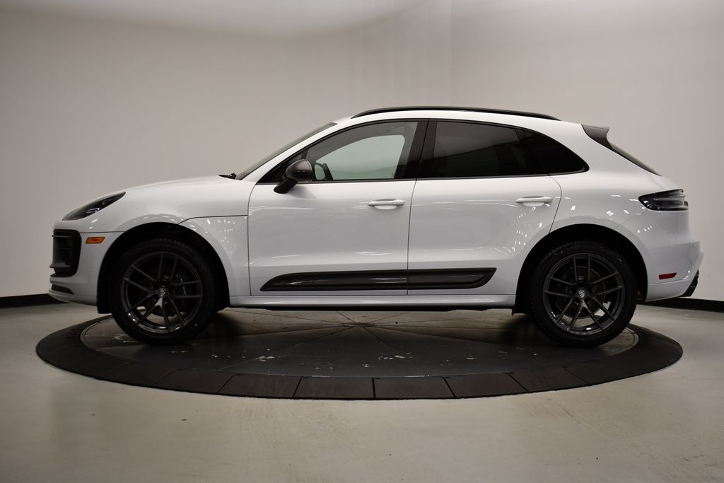 2024 Porsche Macan T 2