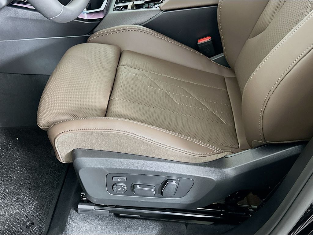 2025 BMW X3 3.0i 21