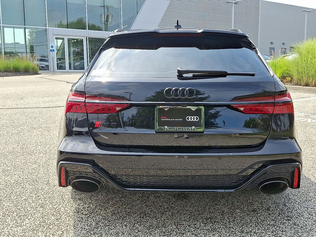 Thumbnail: 2025 Audi RS 6 - 5
