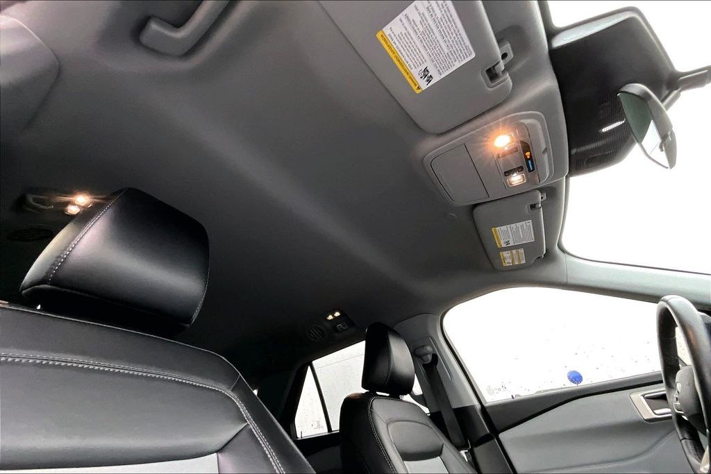 2023 Ford Explorer XLT Red at Baytown Hyundai