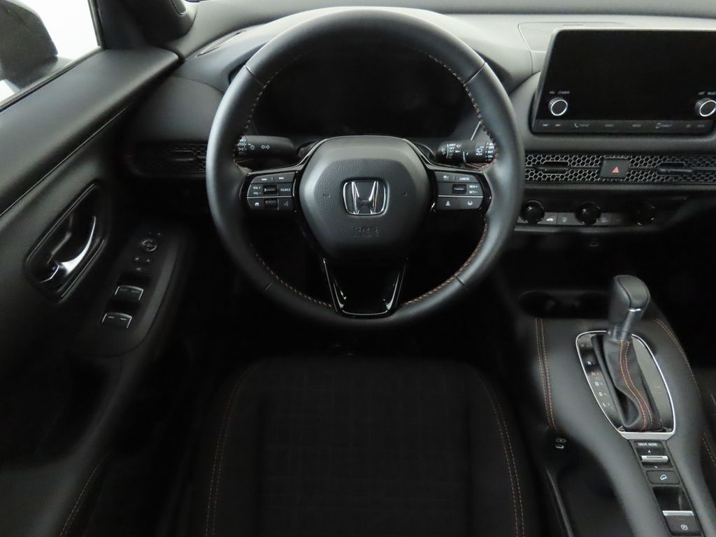 2025 Honda HR-V Sport 10