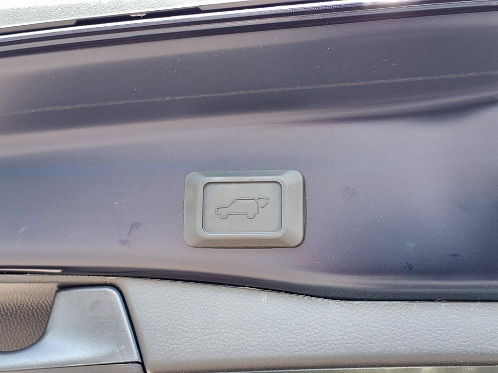 Used 2025 Toyota RAV4 SUV