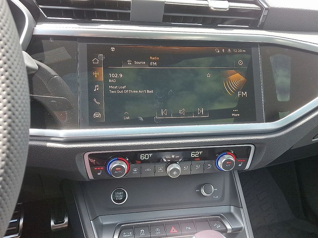 Thumbnail: 2025 Audi Q3 - 8