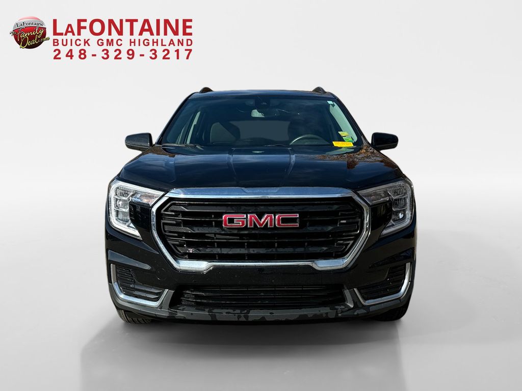 2022 GMC Terrain SLE 2