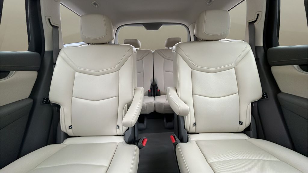 used 2024 Cadillac XT6 car, priced at $44,250