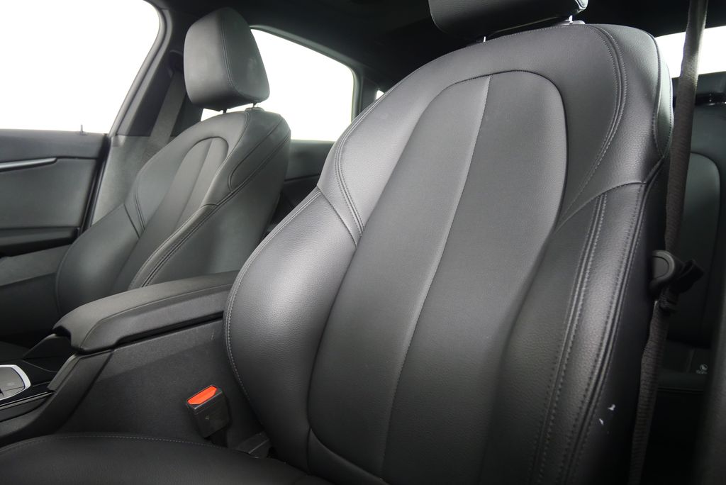 Thumbnail: 2024 BMW 2 Series - 11