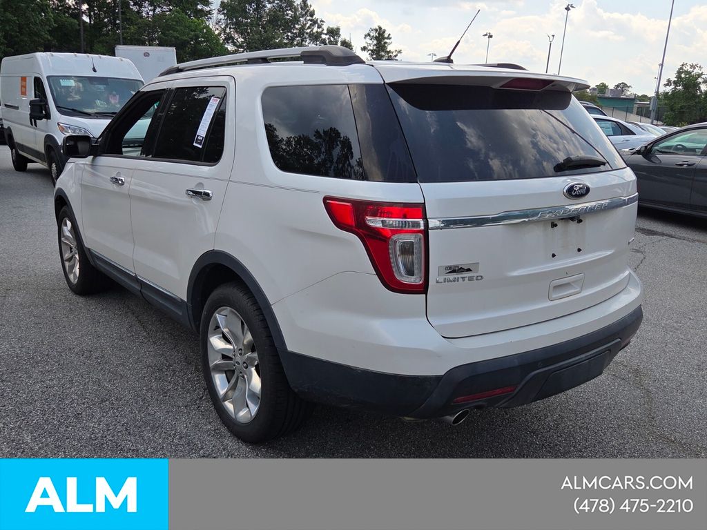 Used 2015 White Ford Limited image 12