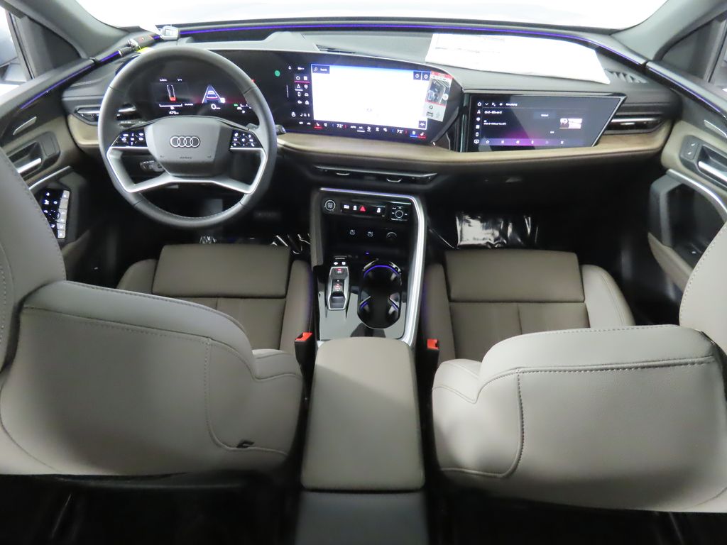 Thumbnail: 2025 Audi Q5 - 11