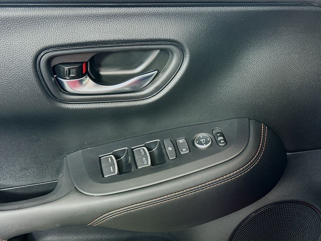 Thumbnail: 2026 Honda HR-V - 18