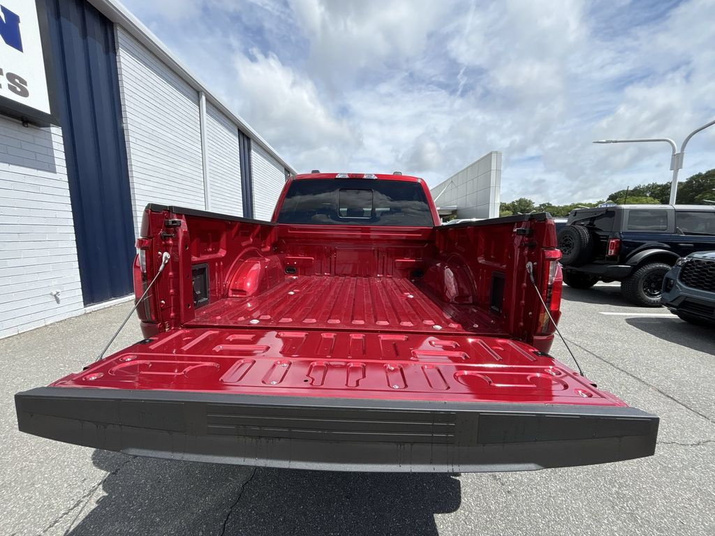 New 2026 Ruby Red Metallic Tinted Clearcoat Ford XLT image 20