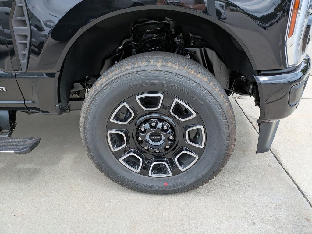 2026 Ford Super Duty F-350 SRW Platinum