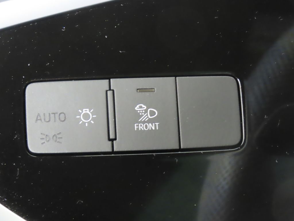 Thumbnail: 2025 Audi Q3 - 20