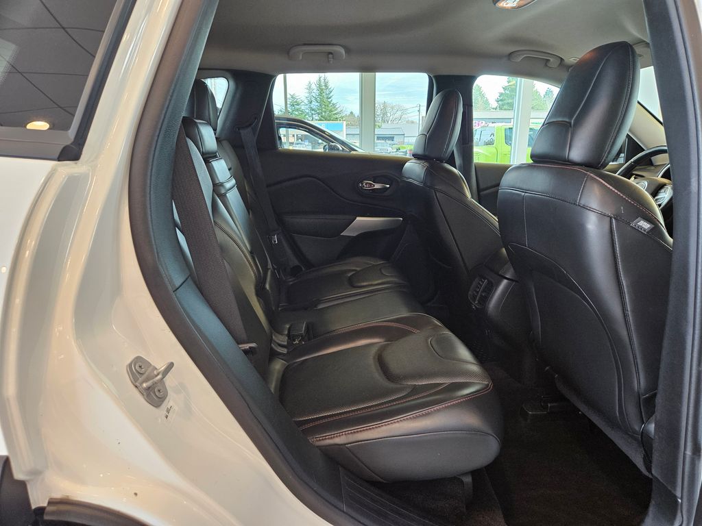 2018 Jeep Cherokee Trailhawk