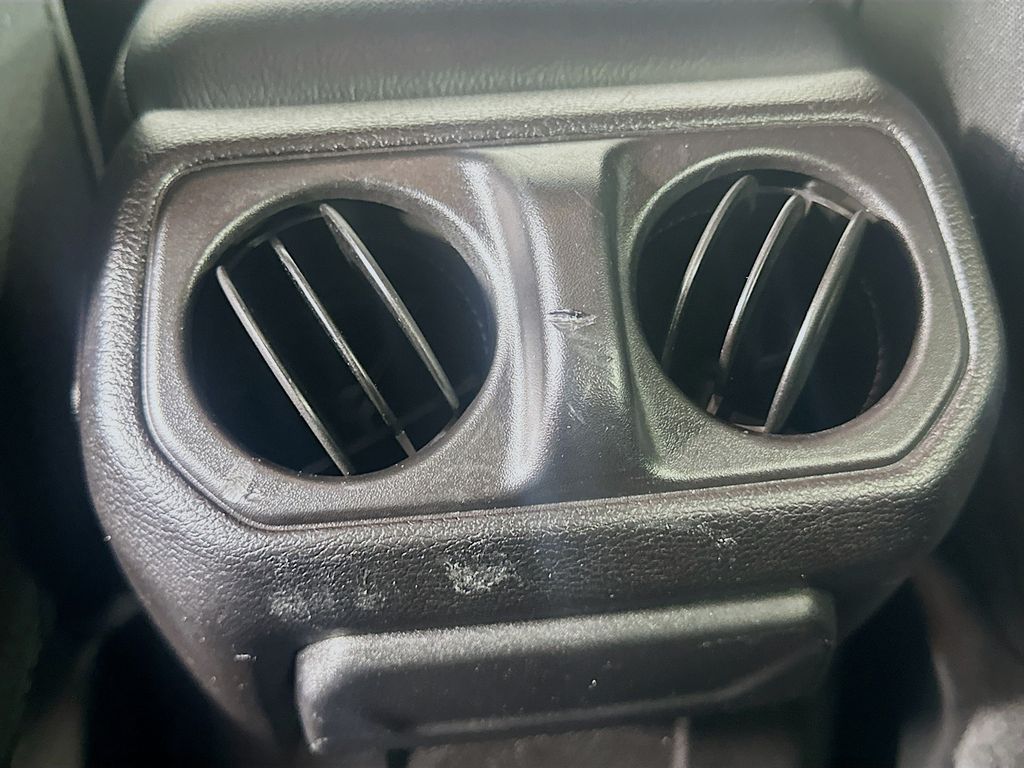 Thumbnail: 2020 Jeep Wrangler - 24