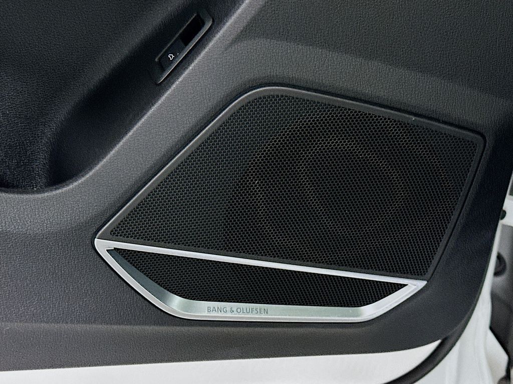 Thumbnail: 2021 Audi Q3 - 19