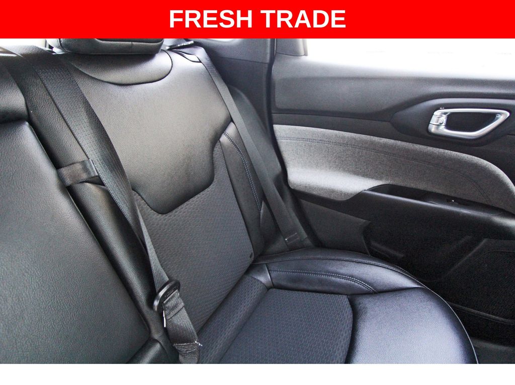 2024 Jeep Compass Latitude - 11
