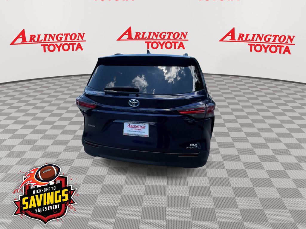 Used 2021 Toyota Sienna Van