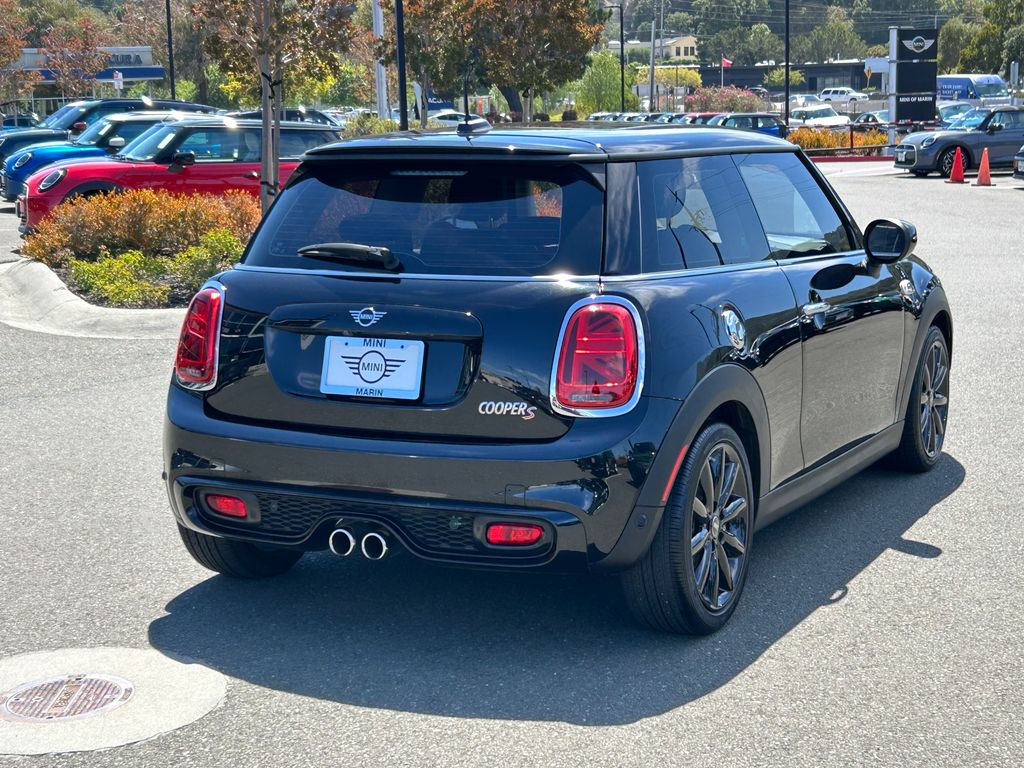 Thumbnail: 2021 MINI Cooper - 5