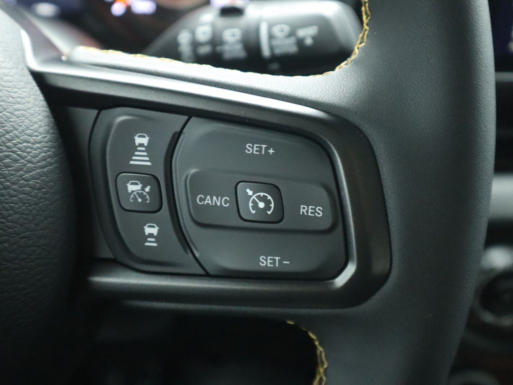 Thumbnail: 2024 Jeep Wrangler - 12