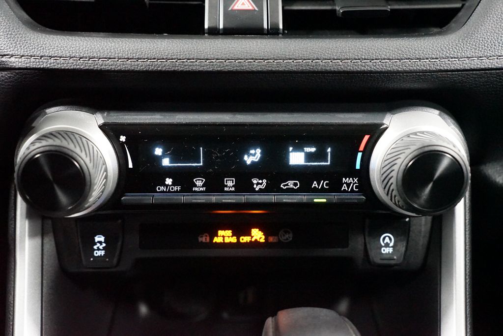 Thumbnail: 2024 Toyota RAV4 - 20