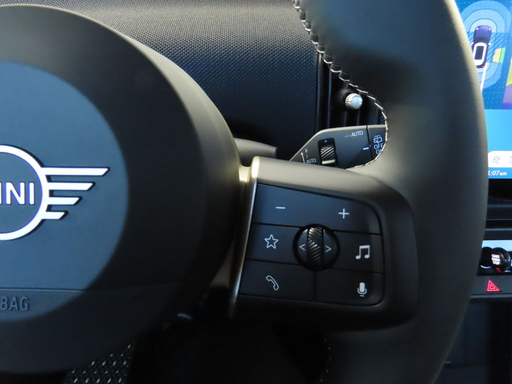 2025 MINI Cooper Hardtop S 13