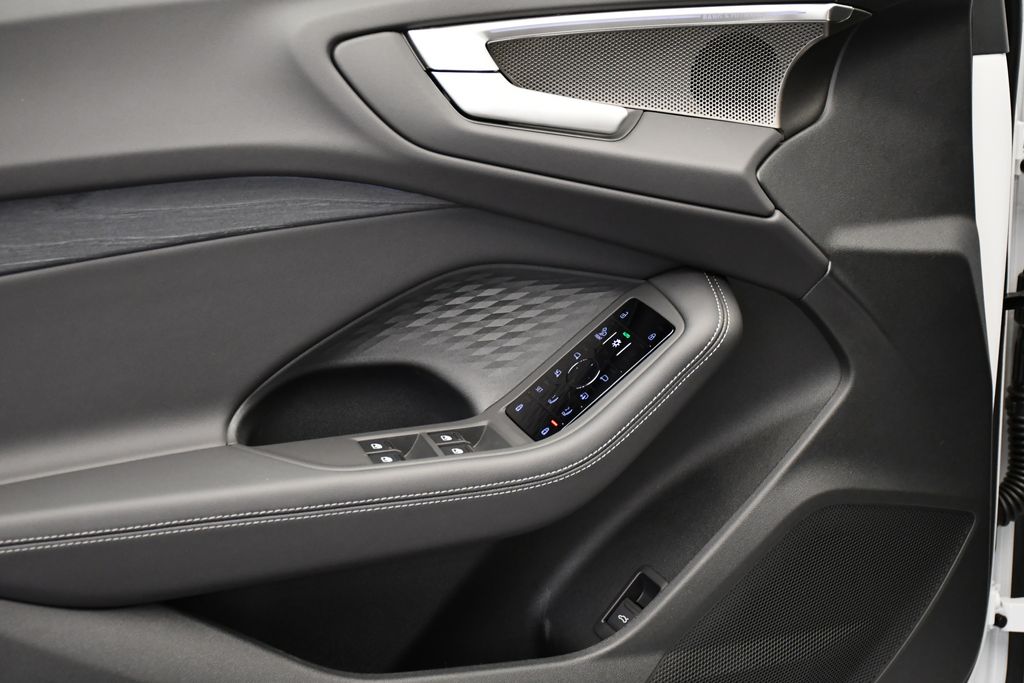 Thumbnail: 2025 Audi A5 - 31