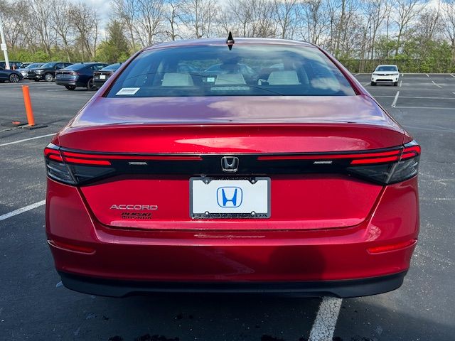 2025 Honda Accord SE 4