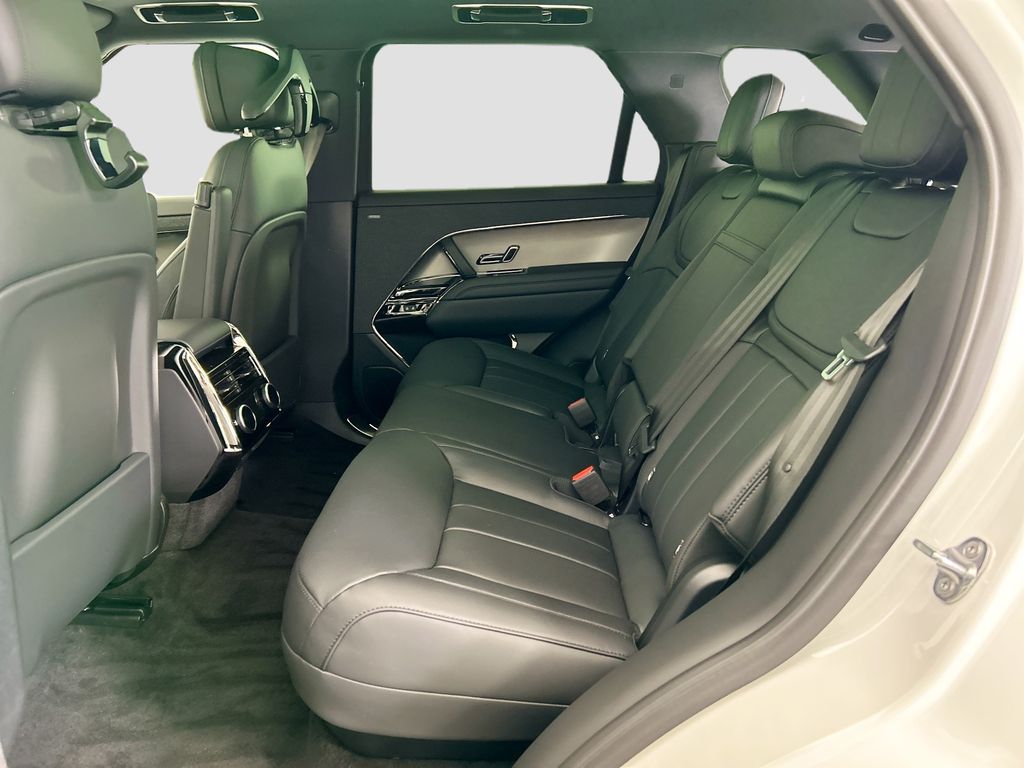 Thumbnail: 2026 Land Rover Range Rover Sport - 20