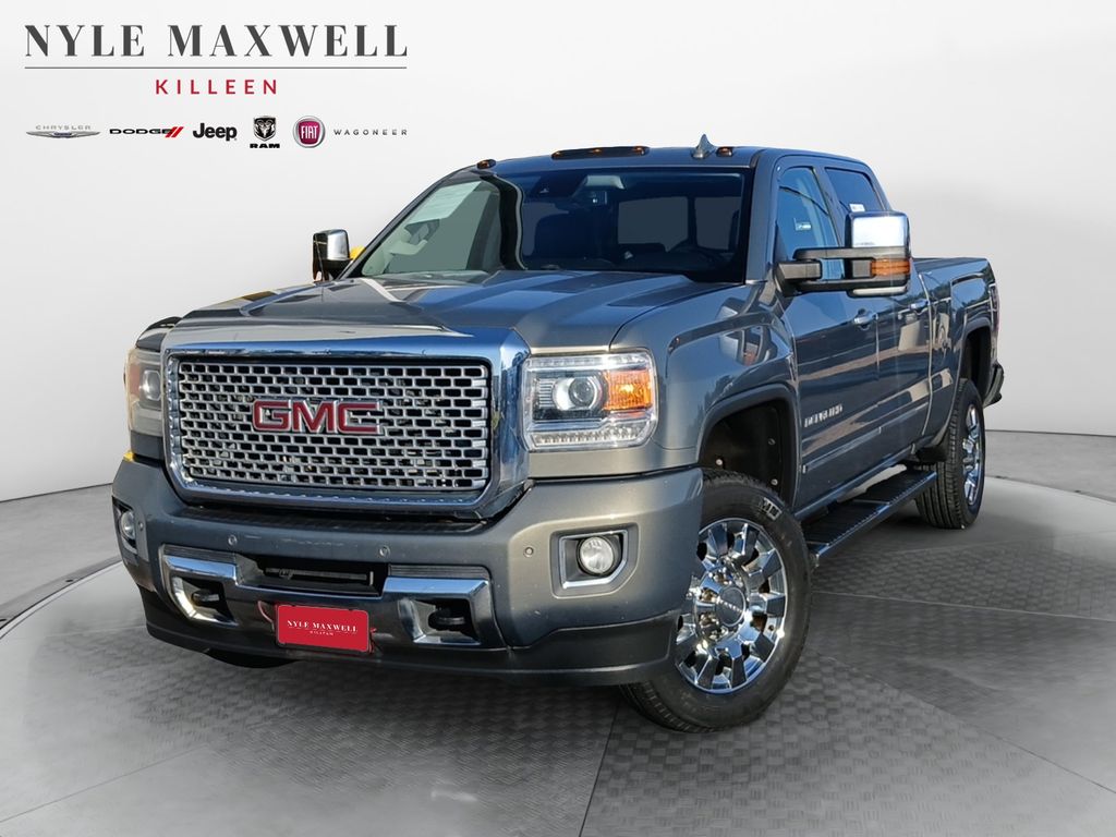 2017 GMC Sierra 2500HD Denali Crew Cab SB 4WD