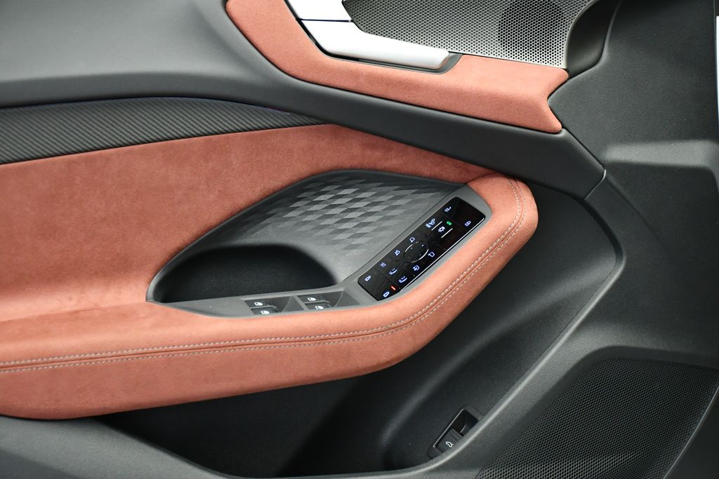 Thumbnail: 2025 Audi S5 - 31