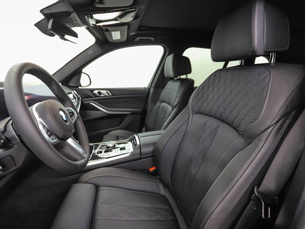 Thumbnail: 2026 BMW X5 - 11