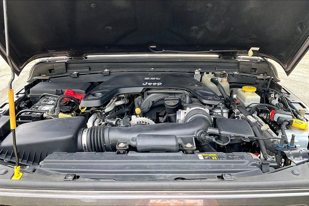 Used 2018 Jeep Wrangler SUV