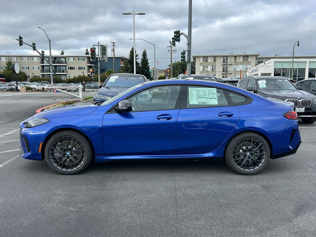 Thumbnail: 2026 BMW 2 Series - 2