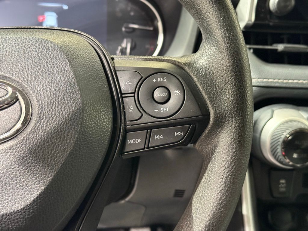 Thumbnail: 2024 Toyota RAV4 - 24