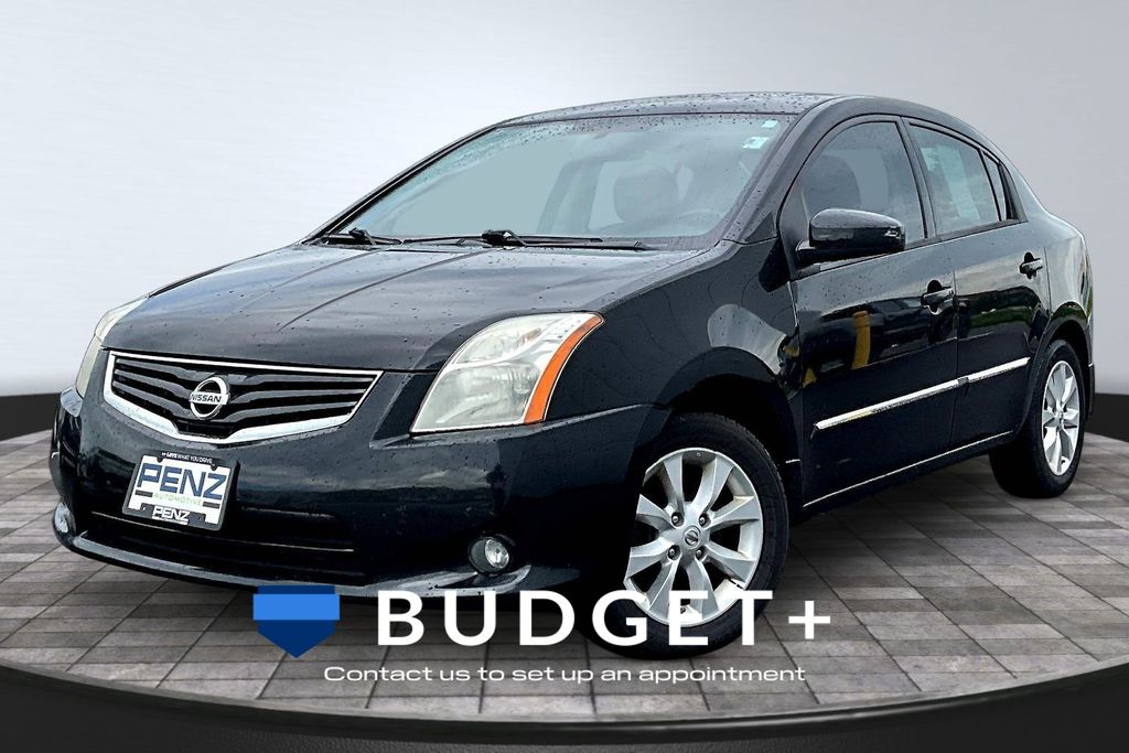 Super Black 2012 Nissan Sentra Sedan Front-Wheel Drive Continuously Variable Transmission