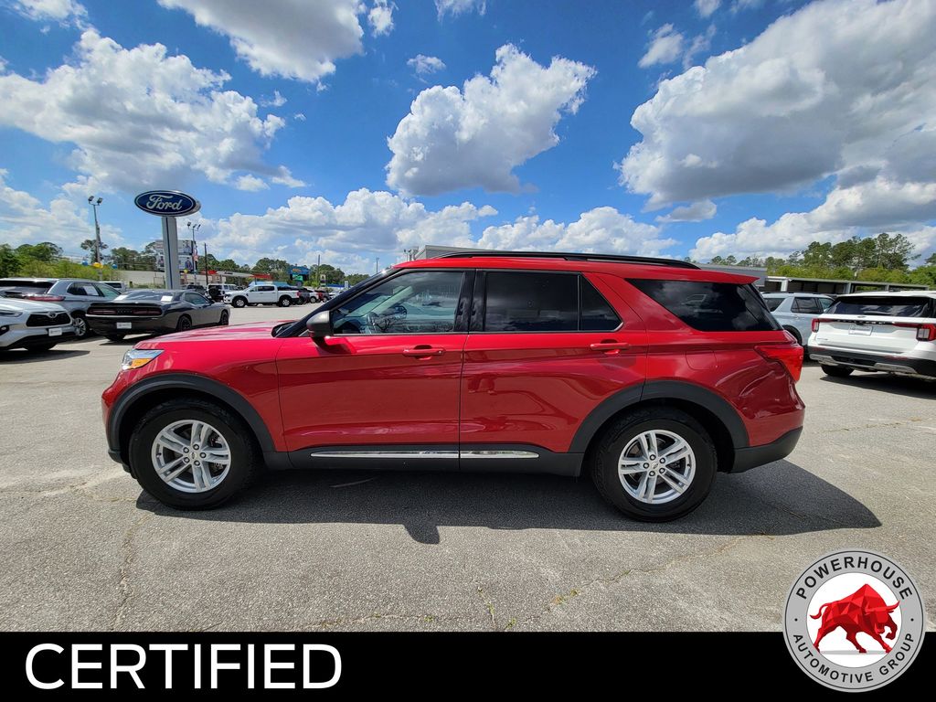 View vehicle photo 3