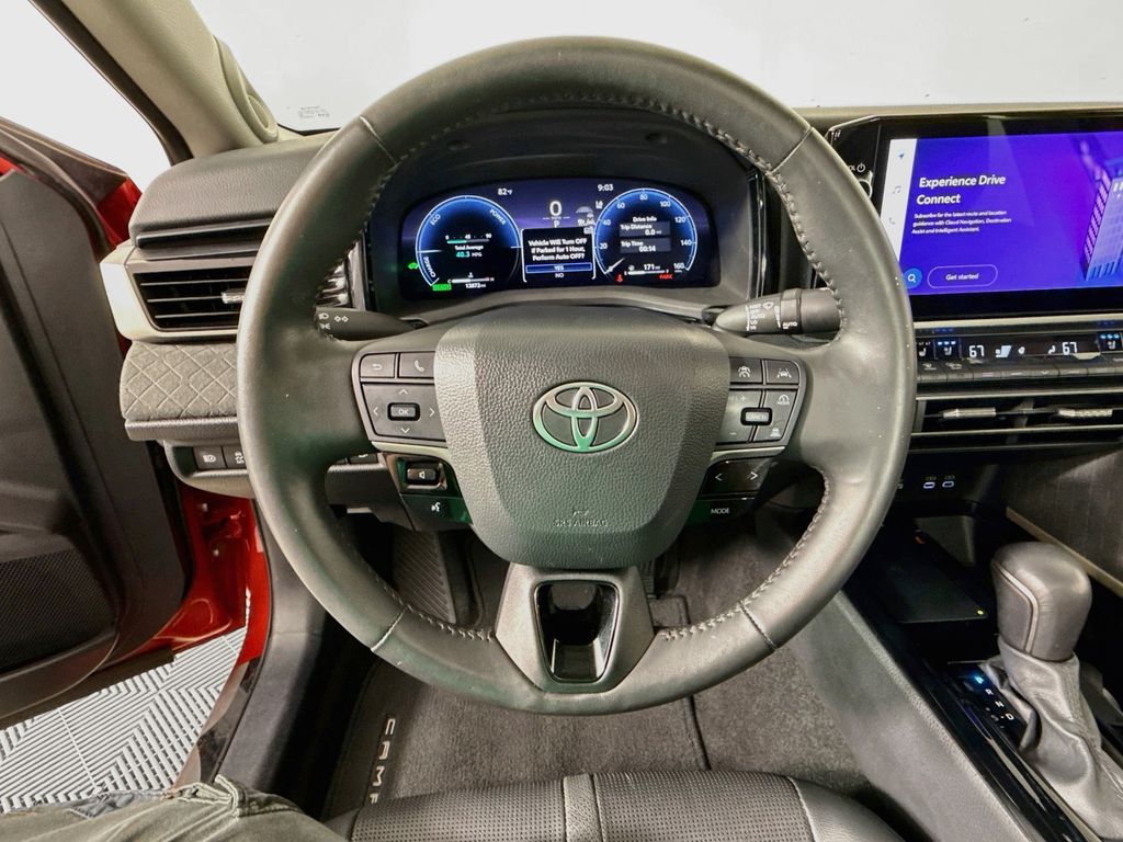 Thumbnail: 2025 Toyota Camry - 11