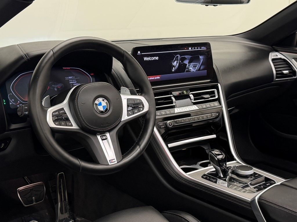 Thumbnail: 2023 BMW 8 Series - 32