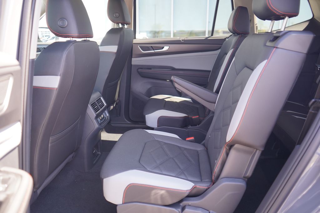 Thumbnail: 2026 Volkswagen Atlas - 7