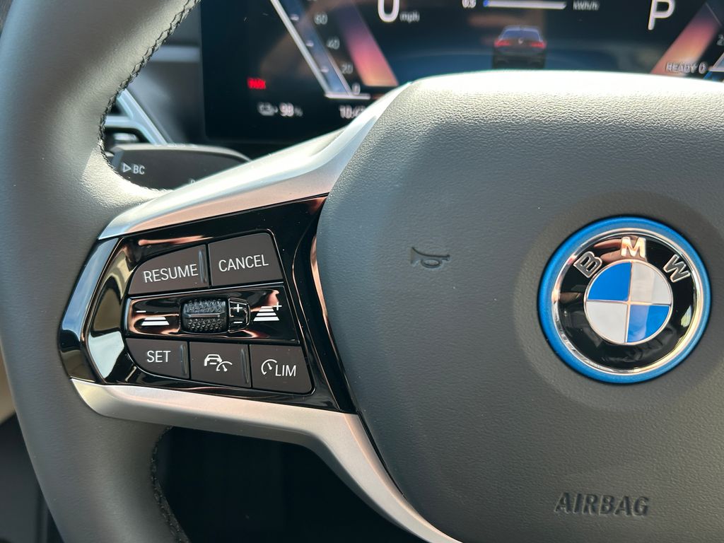 2025 BMW i4 eDrive40 19