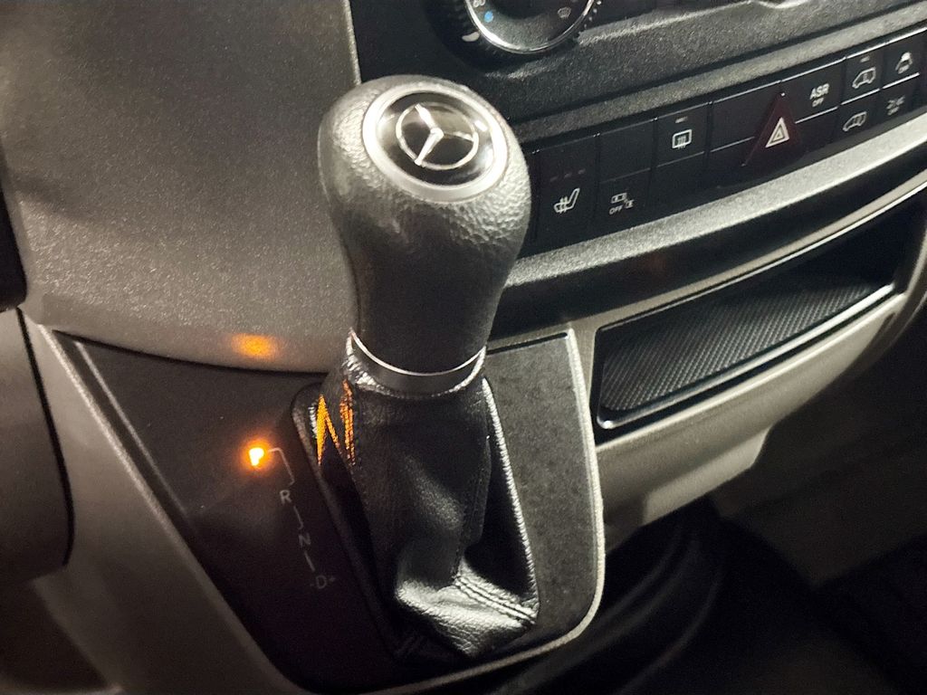 2015 Mercedes-Benz Sprinter 2500 Passenger 170 WB