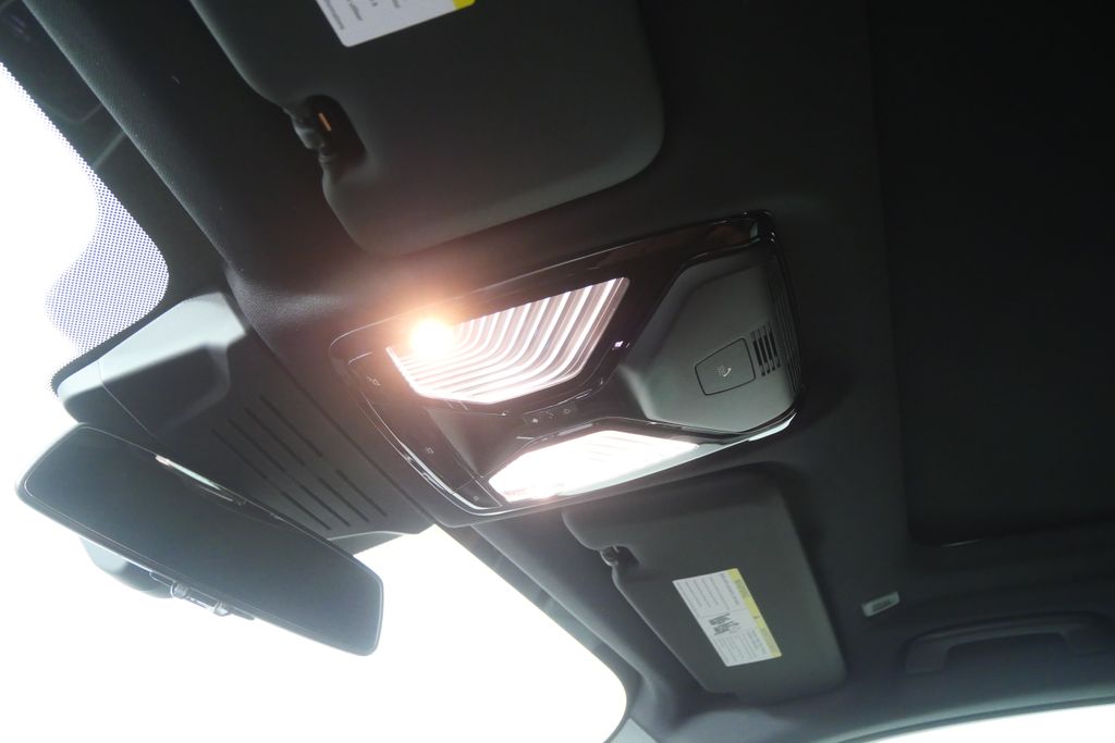 Thumbnail: 2026 BMW X5 - 21