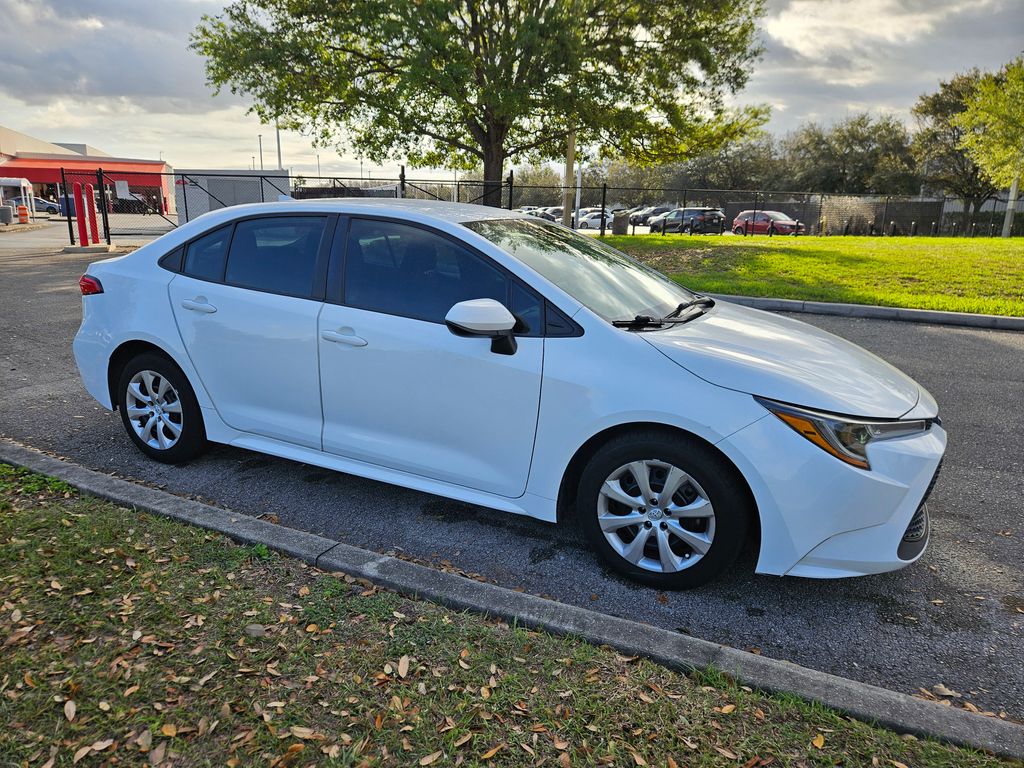 2020 Toyota Corolla LE 7