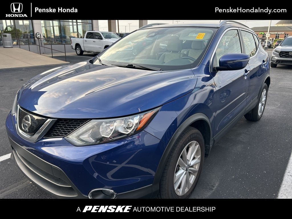 Thumbnail: 2019 Nissan Rogue Sport - 1